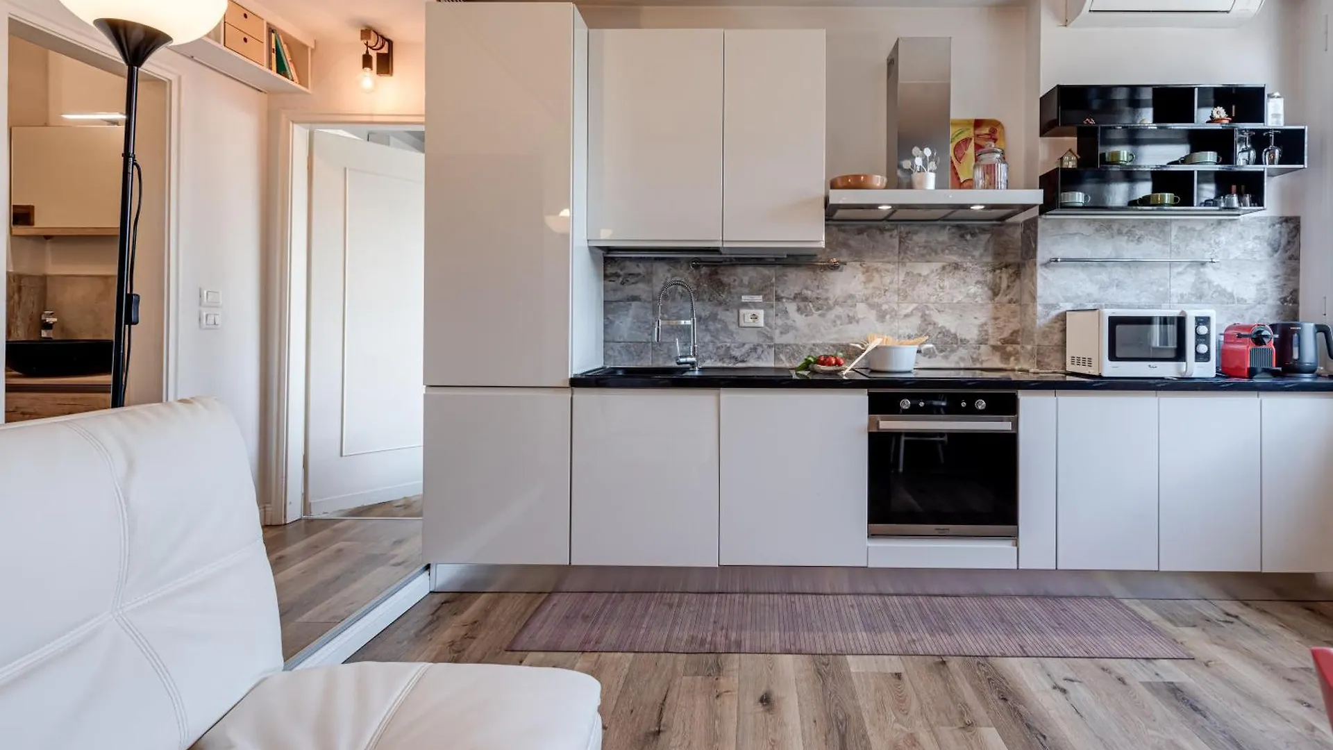 My Home Apartment - Sweet Dreams In Флоренция 0*,  Италия